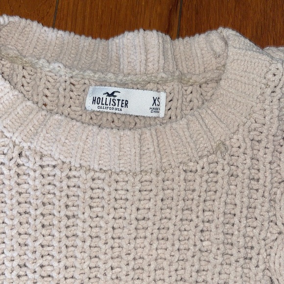 Hollister off White Crew Neck Sweater with Textured Knit chenille XS oversized - Picture 2 of 5